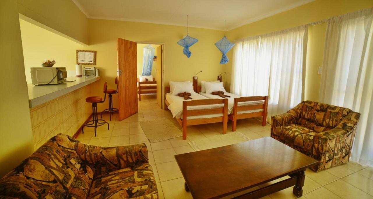 Brandberg Rest Camp Uis Exterior foto