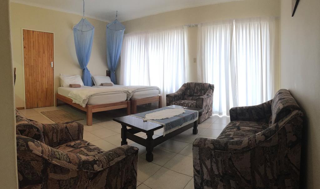 Brandberg Rest Camp Uis Quarto foto